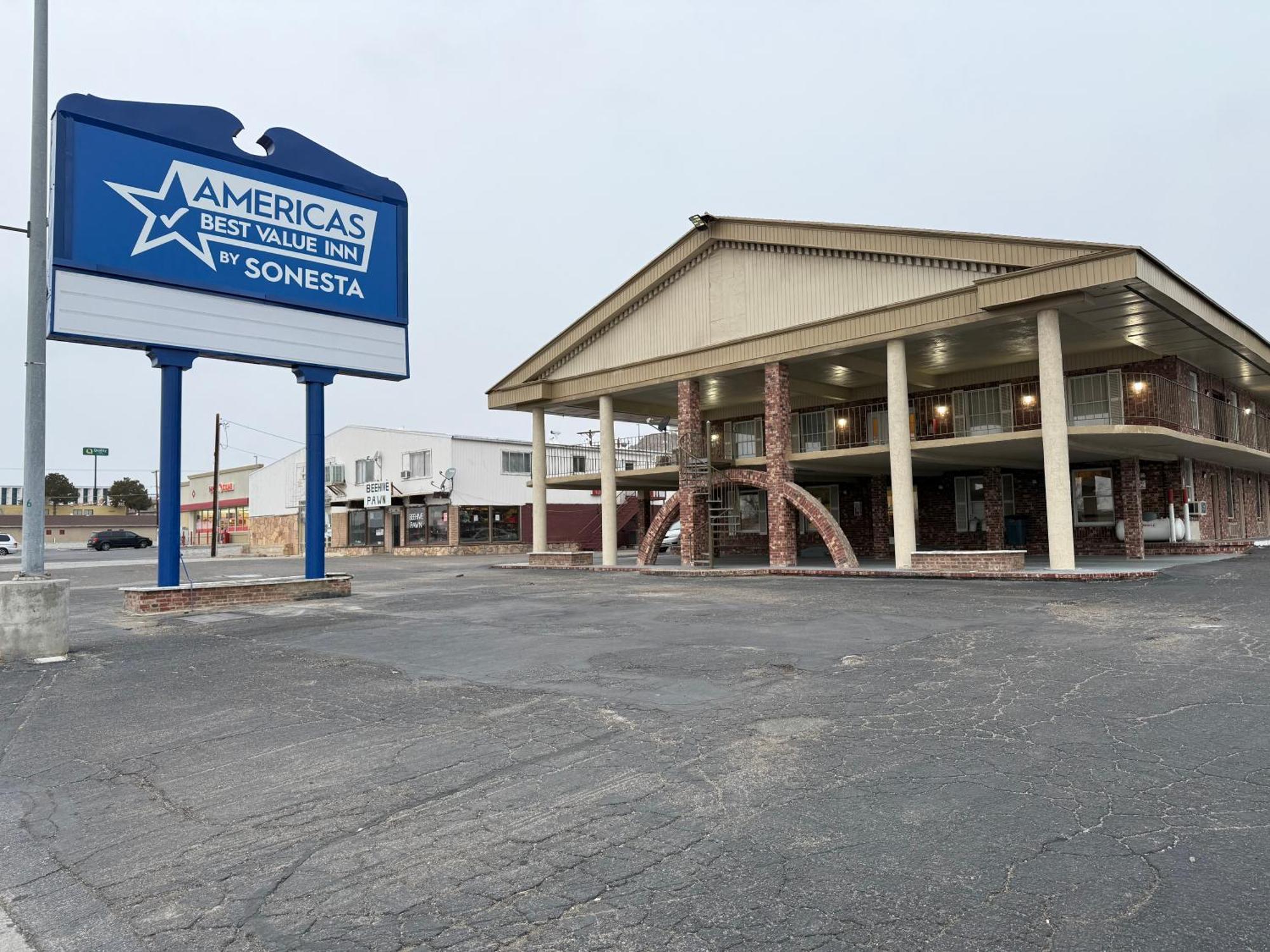 Americas Best Value Inn Wendover Zewnętrze zdjęcie